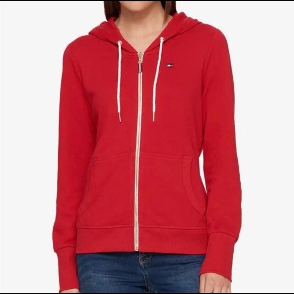 Tommy Hilfiger's hoodie